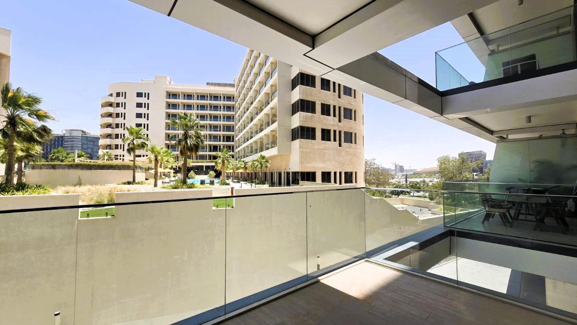 Meadows Living Mayan 1 -